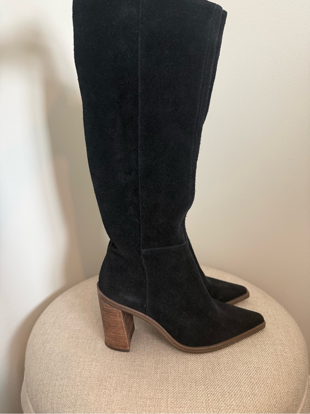 Vince Camuto Wendy Tall Black Suede Knee-High Block Heel Boots (size 6)